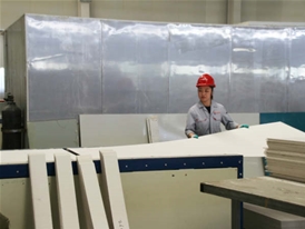 生產(chǎn)車(chē)間